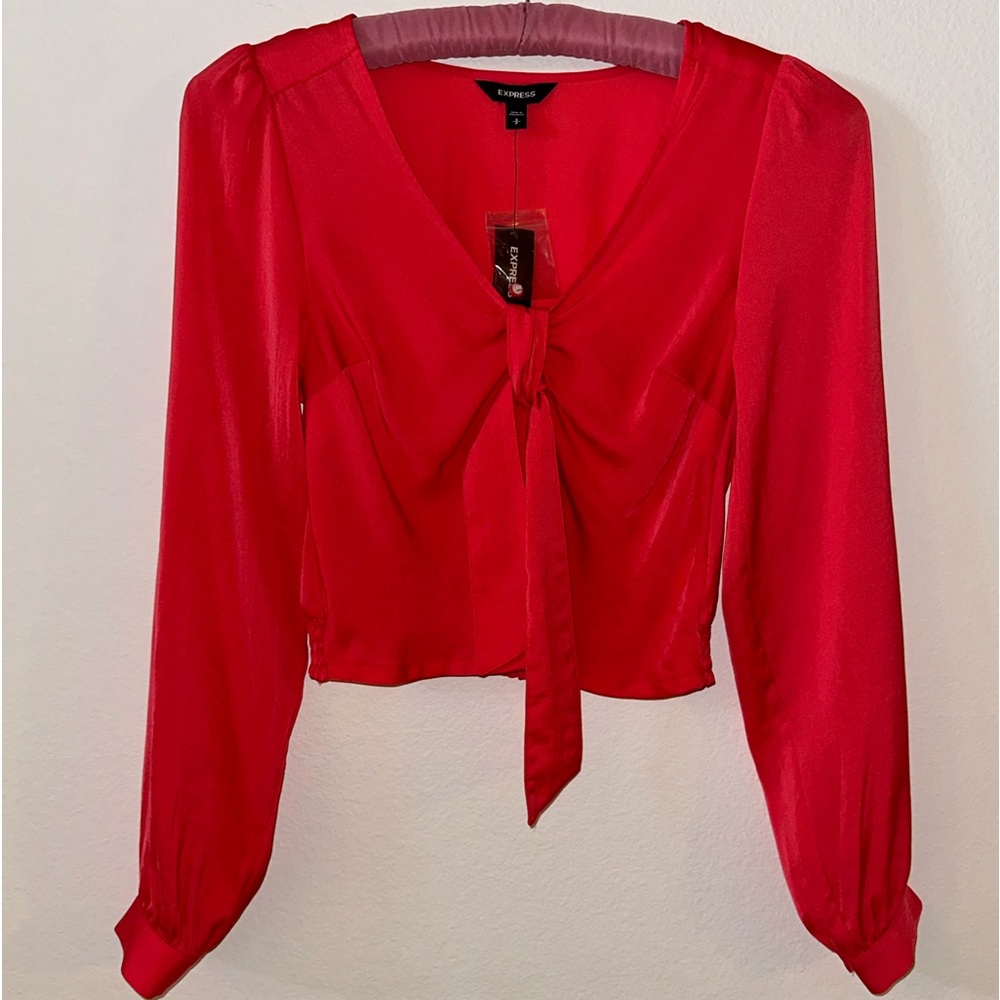 Express Blouse in Deep Coral Size S BNWT